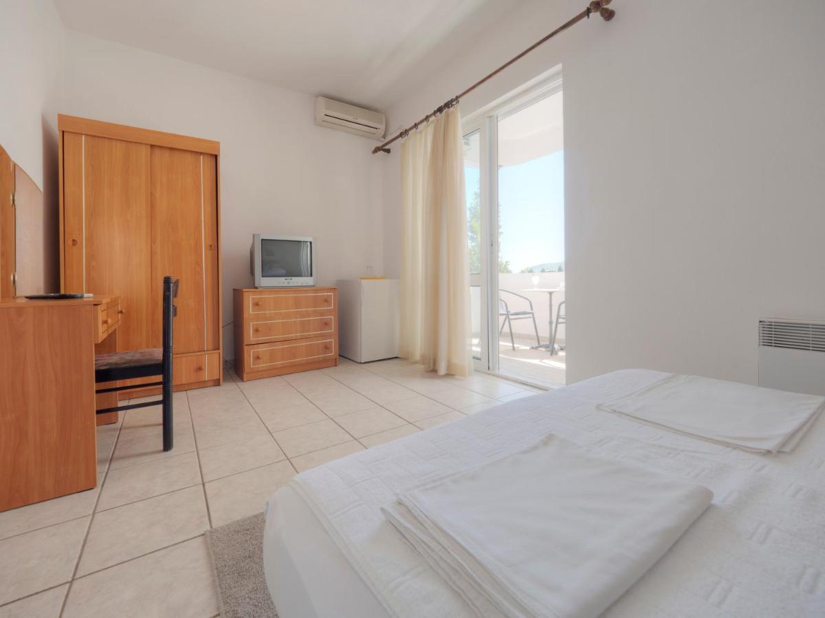 Guest house Mediterranean Balkan 4*
